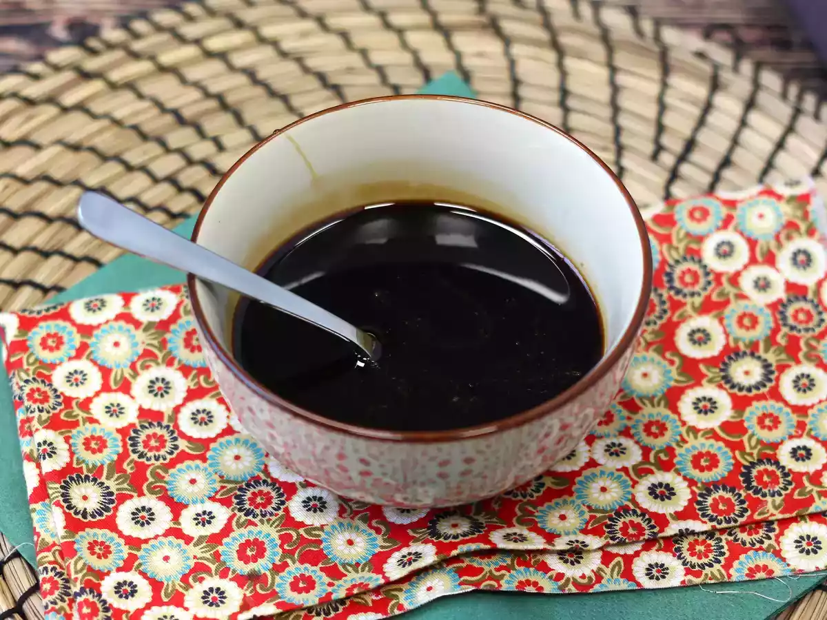 Domowy sos teriyaki, idealny do łososia i kurczaka! - zdjęcie 2