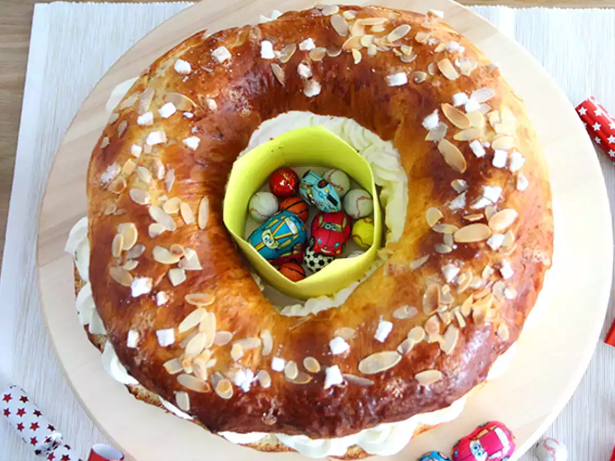 Drożdżowa galette des rois – hiszpańska brioche na Trzech Króli - zdjęcie 2