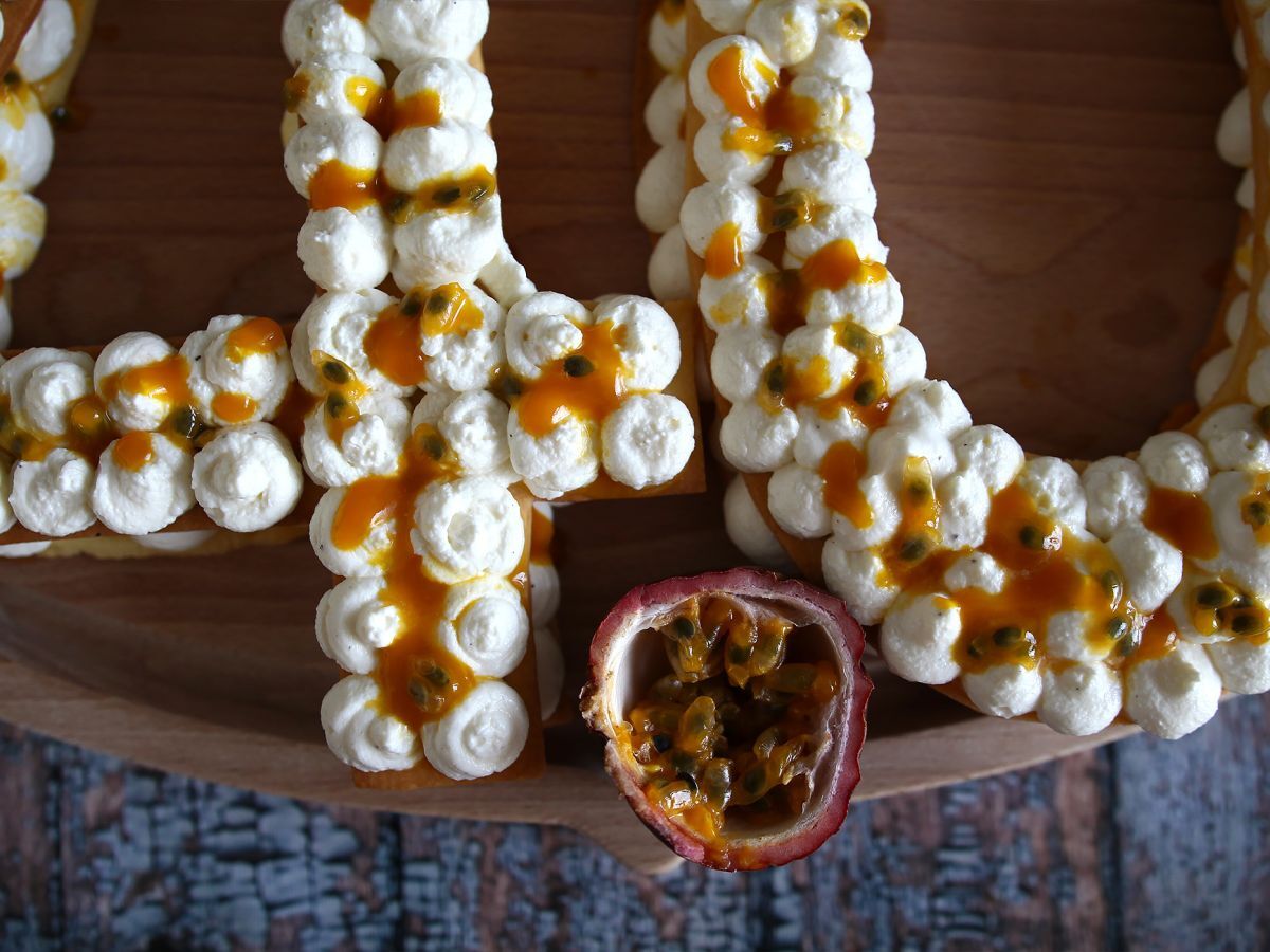 Egzotyczne ciasto numeryczne z mango i marakują - zdjęcie 4