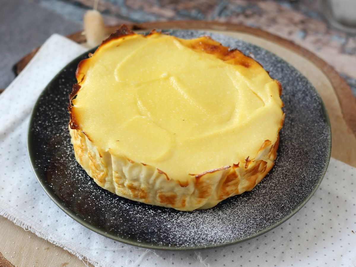Ekonomiczne ciasto fondant z ricottą z zaledwie 4 składników - zdjęcie 3