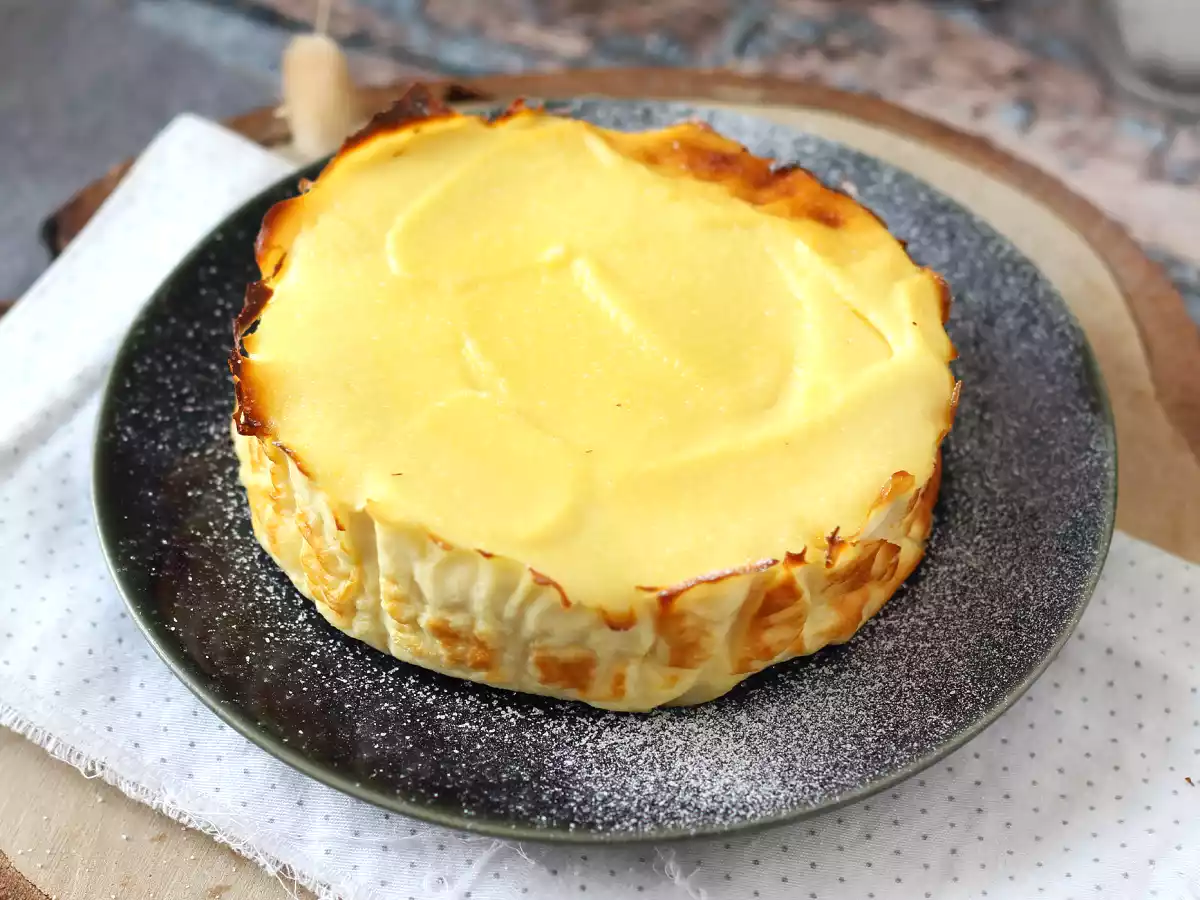 Ekonomiczne ciasto fondant z ricottą z zaledwie 4 składników - zdjęcie 3