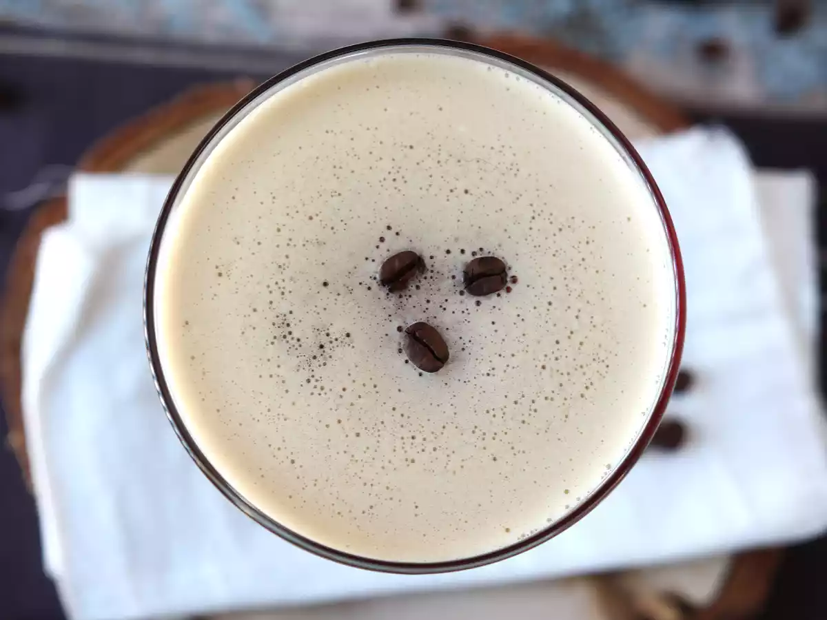 Espresso Martini, idealny koktajl dla miłośników kawy - zdjęcie 3