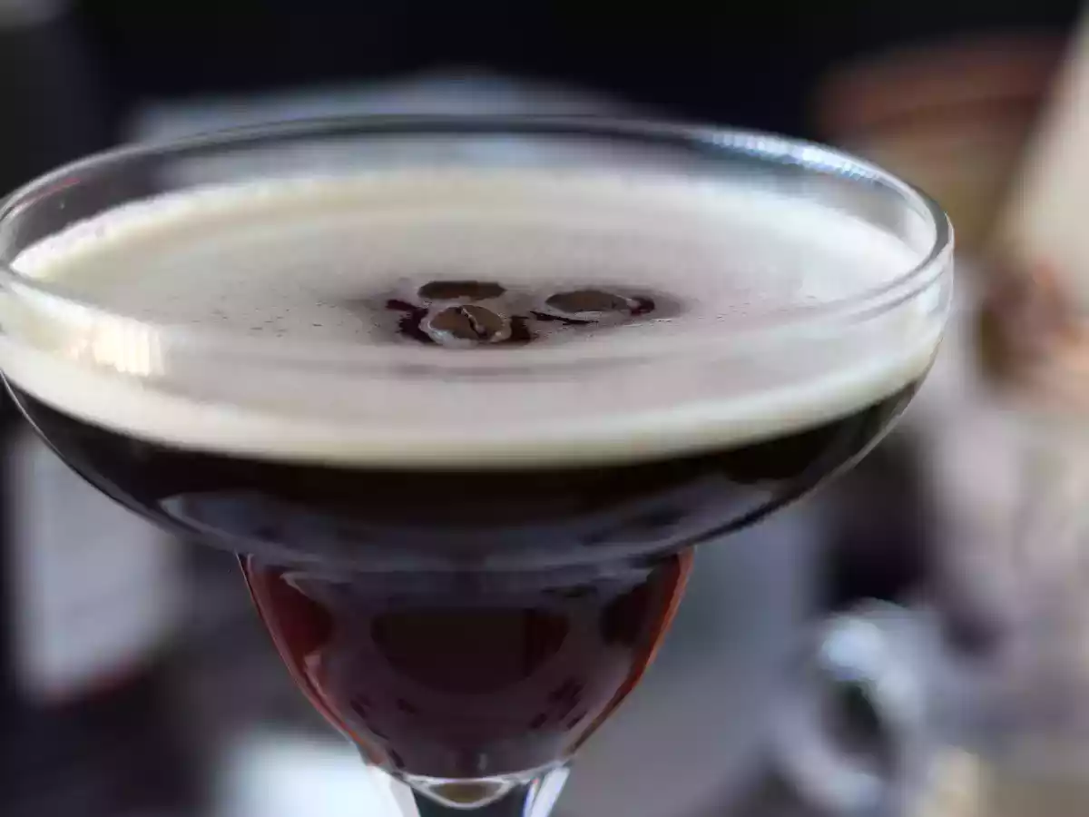 Espresso Martini, idealny koktajl dla miłośników kawy - zdjęcie 5