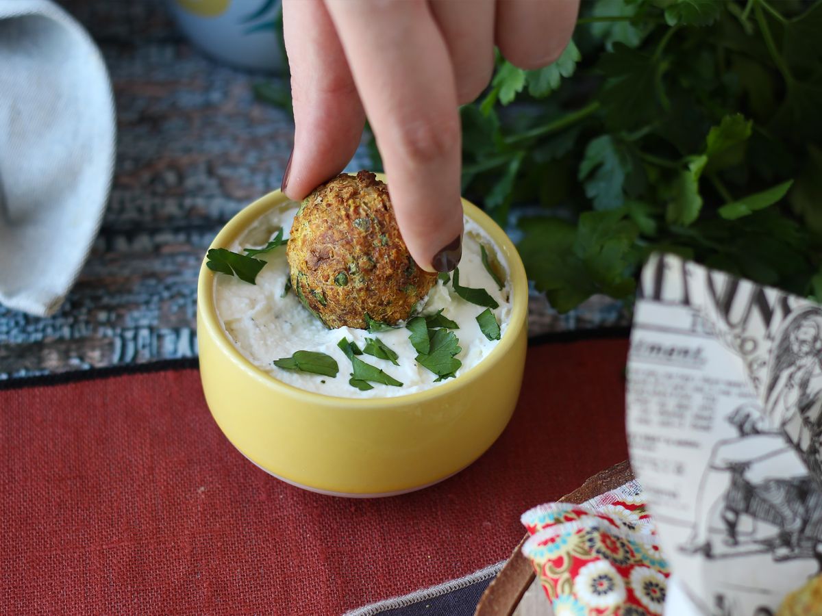 Falafele w frytkownicy powietrznej - chrupiące rezultaty bez smażenia! - zdjęcie 3