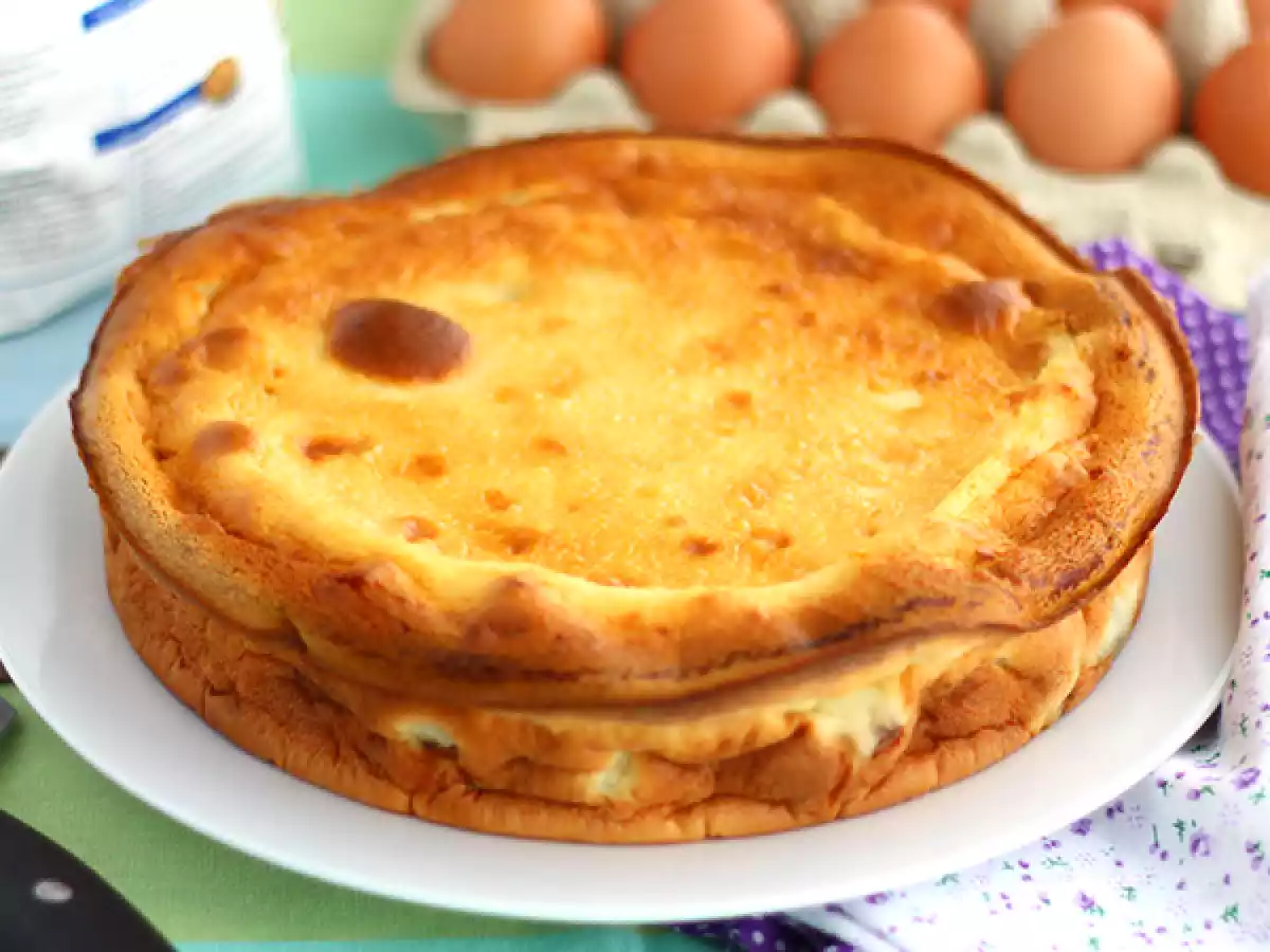 Far breton z suszonymi śliwkami