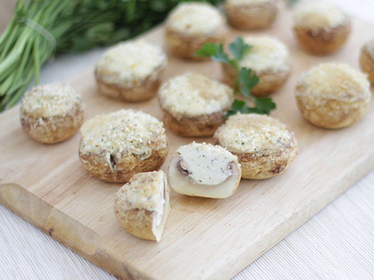 Faszerowane pieczarki na aperitif - zdjęcie 3