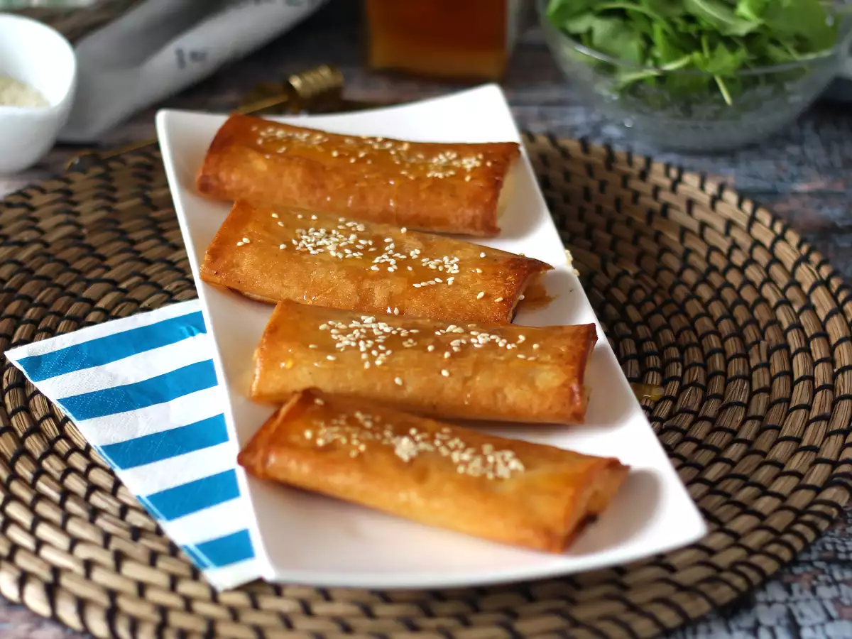 Feta saganaki – grecki przepis na chrupiącą fetę z miodem - zdjęcie 5