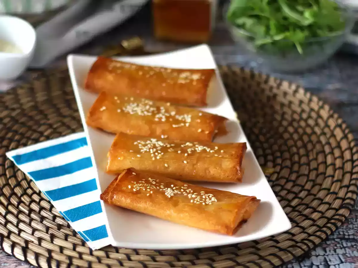 Feta Saganaki, grecki przepis na smażoną fetę z miodem - zdjęcie 2