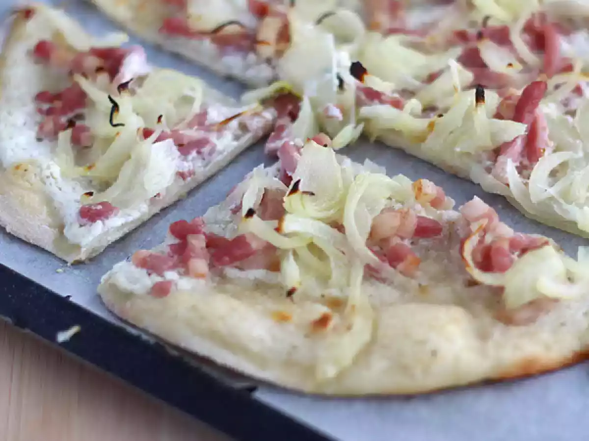 Flammekueche, alsacka tarta flambée - zdjęcie 2