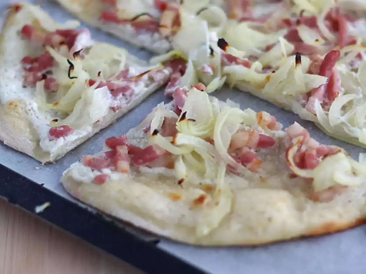 Flammekueche – alzacka tarta flambée - zdjęcie 2
