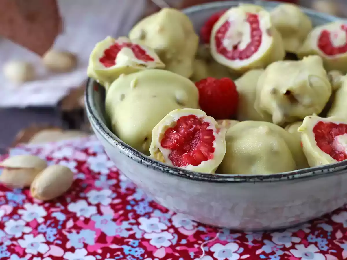 Franui z pistacjami, pysznymi malinami w panierce, rozpływające się i chrupiące - zdjęcie 6