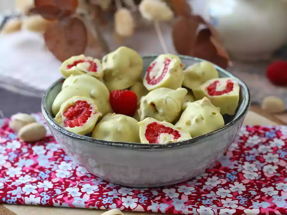 Franui z pistacjami, pysznymi malinami w panierce, rozpływające się i chrupiące - zdjęcie 8