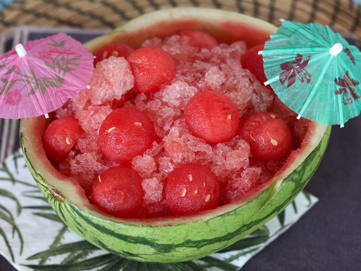 Frosé z arbuza: super orzeźwiający koktajl granita z różowym winem! - zdjęcie 2