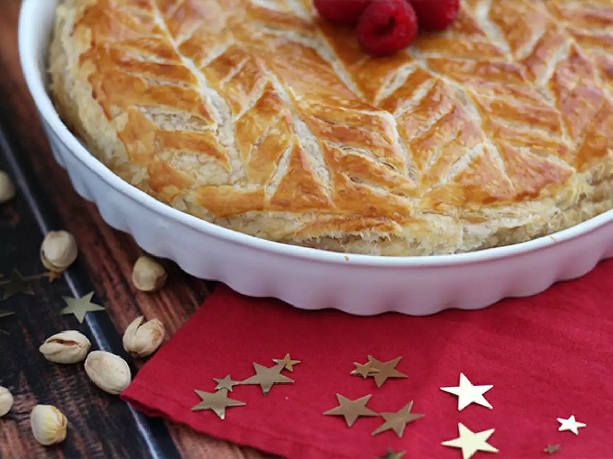 Galette królewska z frangipane, malinami i pistacjami - zdjęcie 2