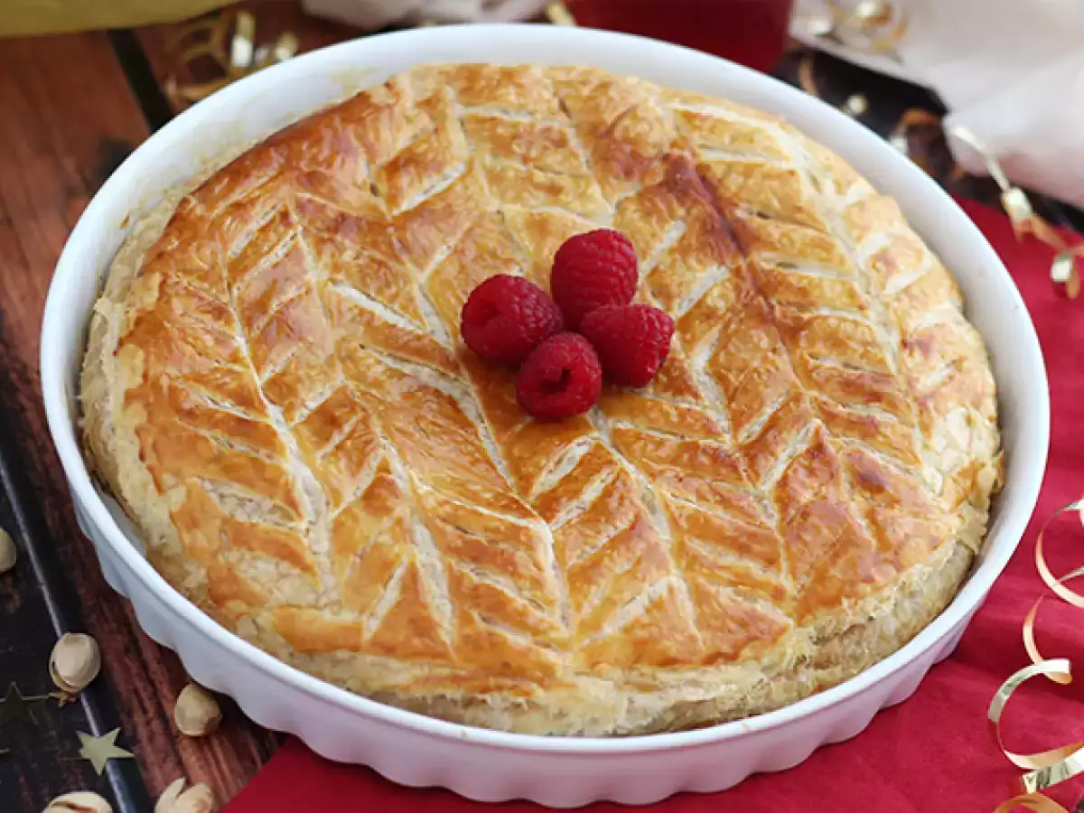 Galette królewska z frangipane, malinami i pistacjami - zdjęcie 4