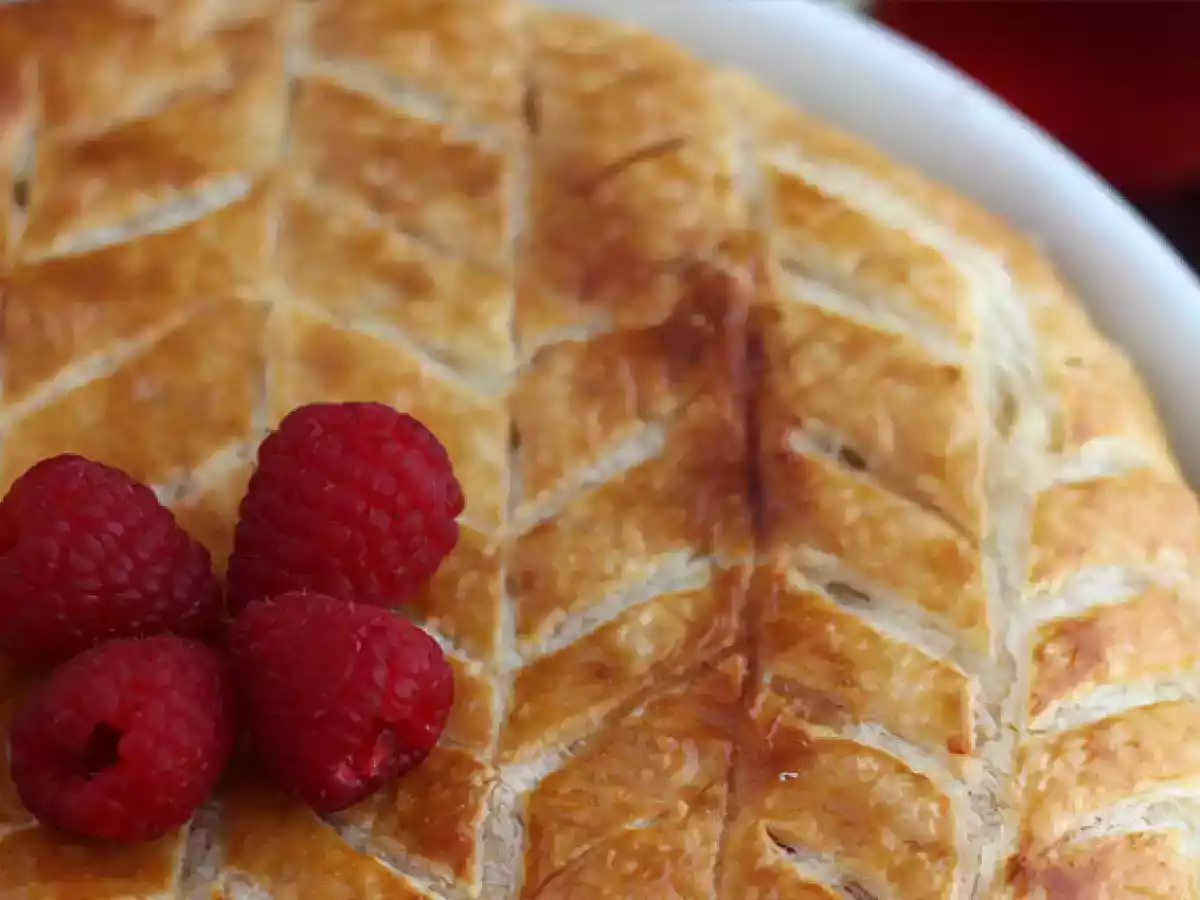 Galette króli frangipane z malinami i pistacjami - zdjęcie 3