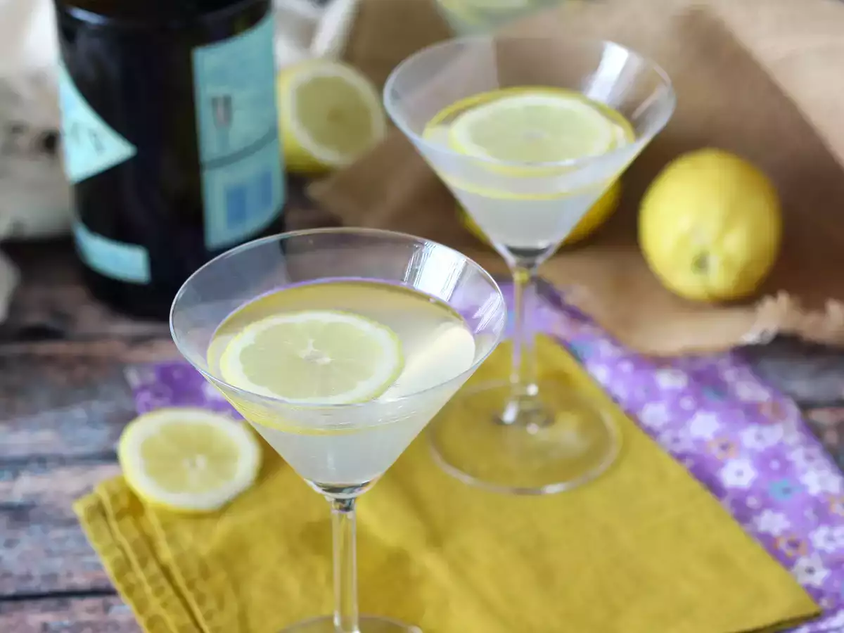 Gin fizz do dzielenia się z gośćmi podczas aperitifu - zdjęcie 3