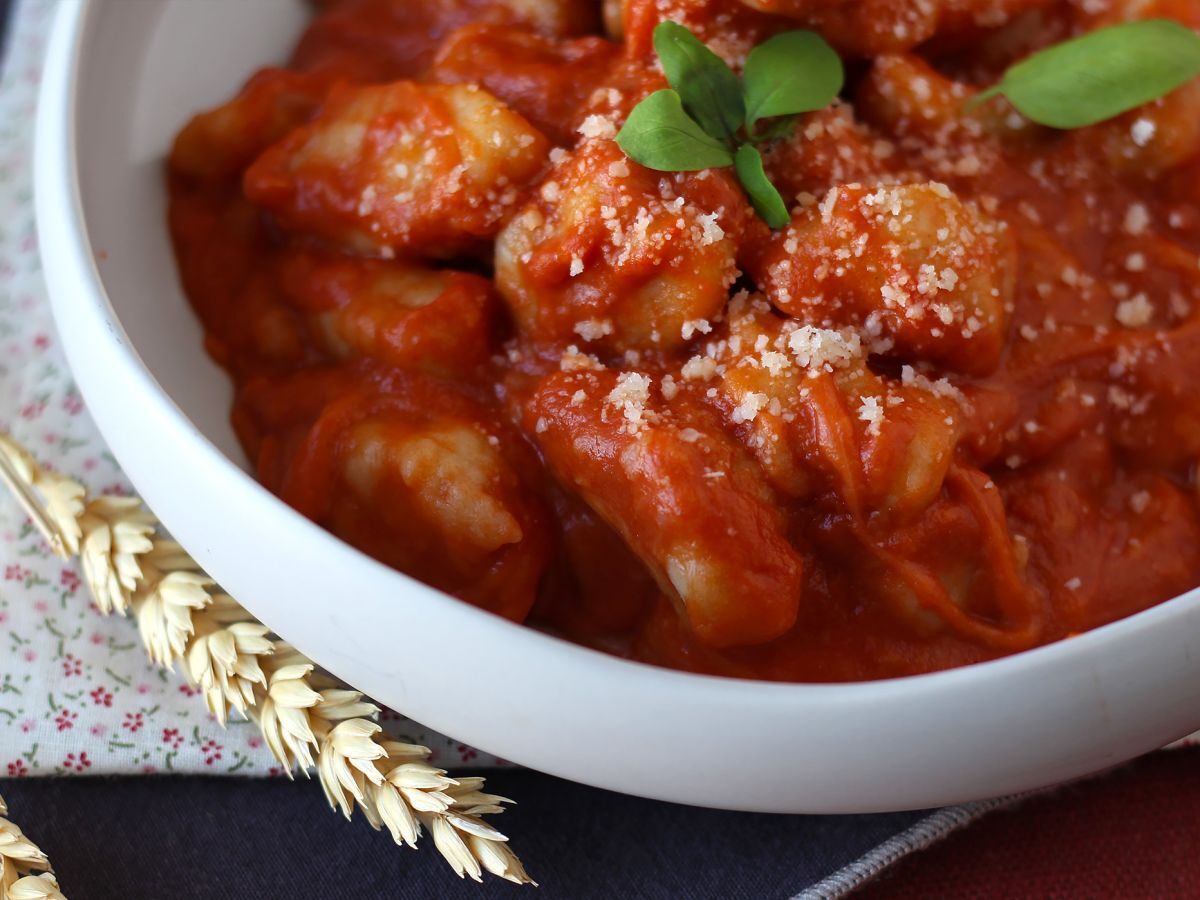 Gnocchi alla Sorrentina na patelni: szybki i serowy przepis, który wszyscy uwielbiają! - zdjęcie 2