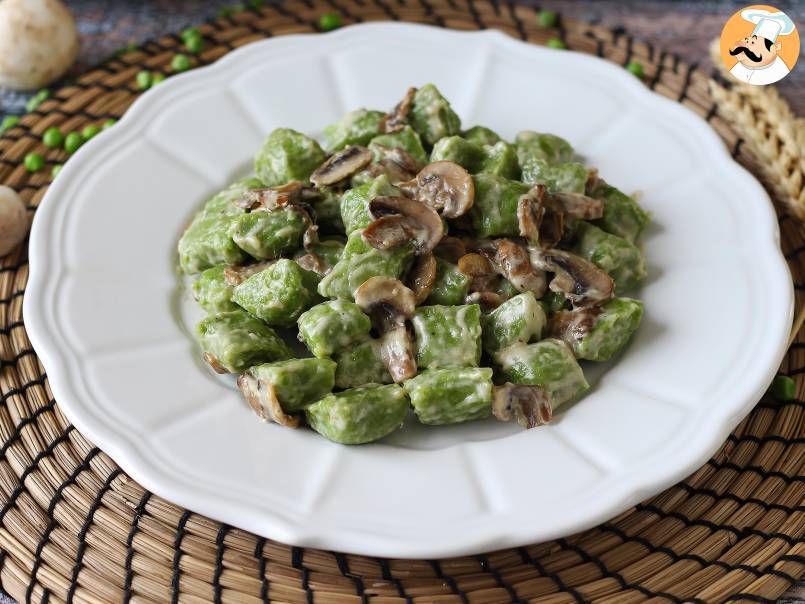 Gnocchi z groszku z sosem grzybowym