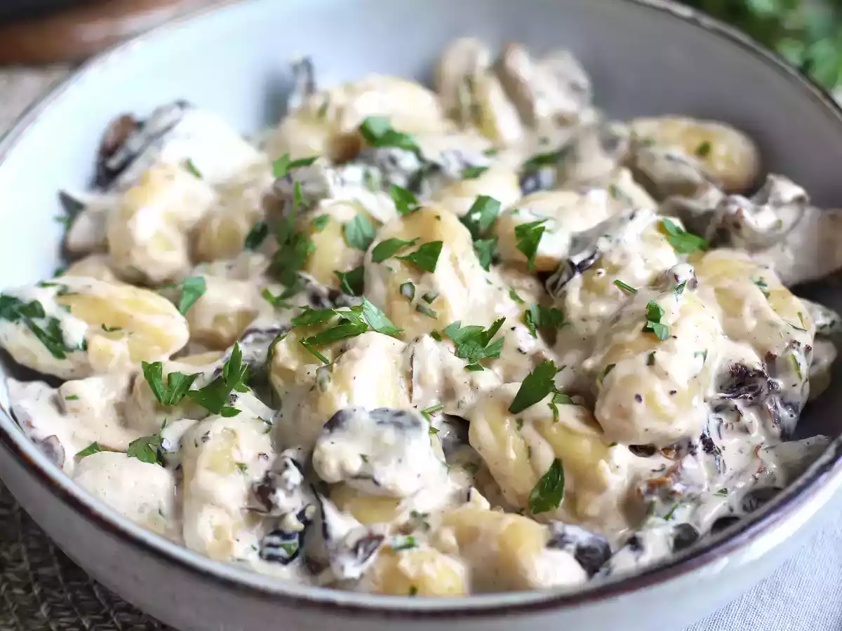 Gnocchi z grzybami, smaczne i łatwe pierwsze danie - zdjęcie 2
