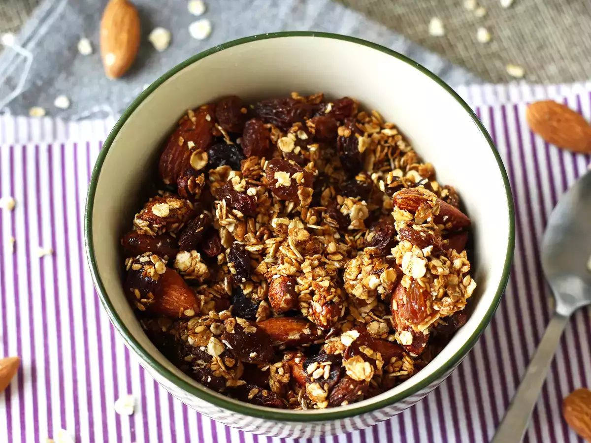 Granola ekspresowa z frytkownicą powietrzną, aby schrupać śniadanie - zdjęcie 2