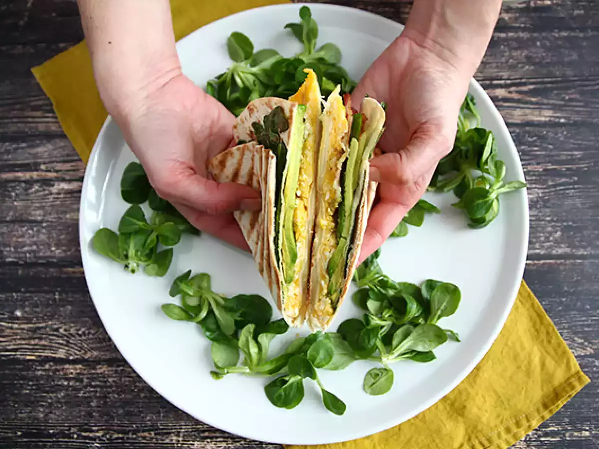 Grillowany wrap na brunch – tortilla wrap hack - zdjęcie 3