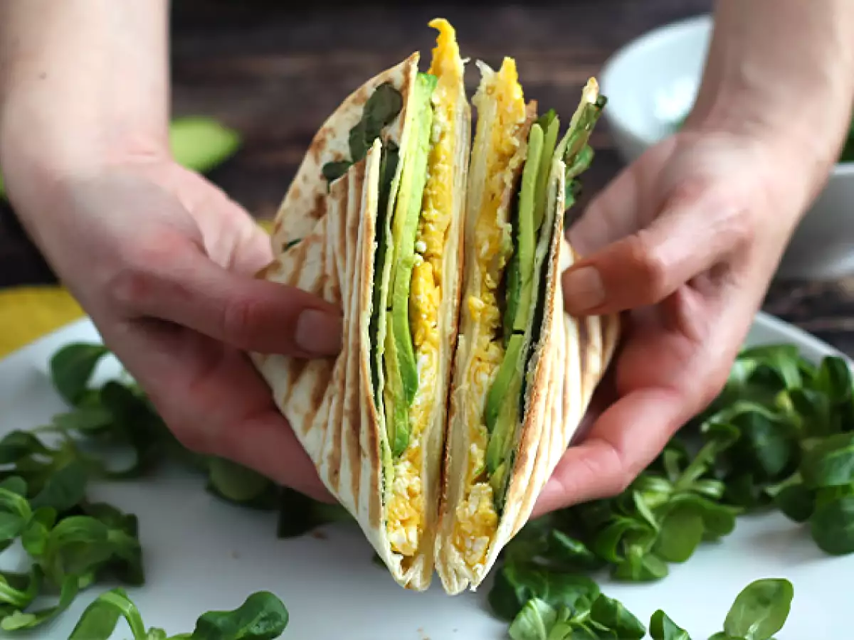 Grillowany wrap na brunch – tortilla wrap hack - zdjęcie 4