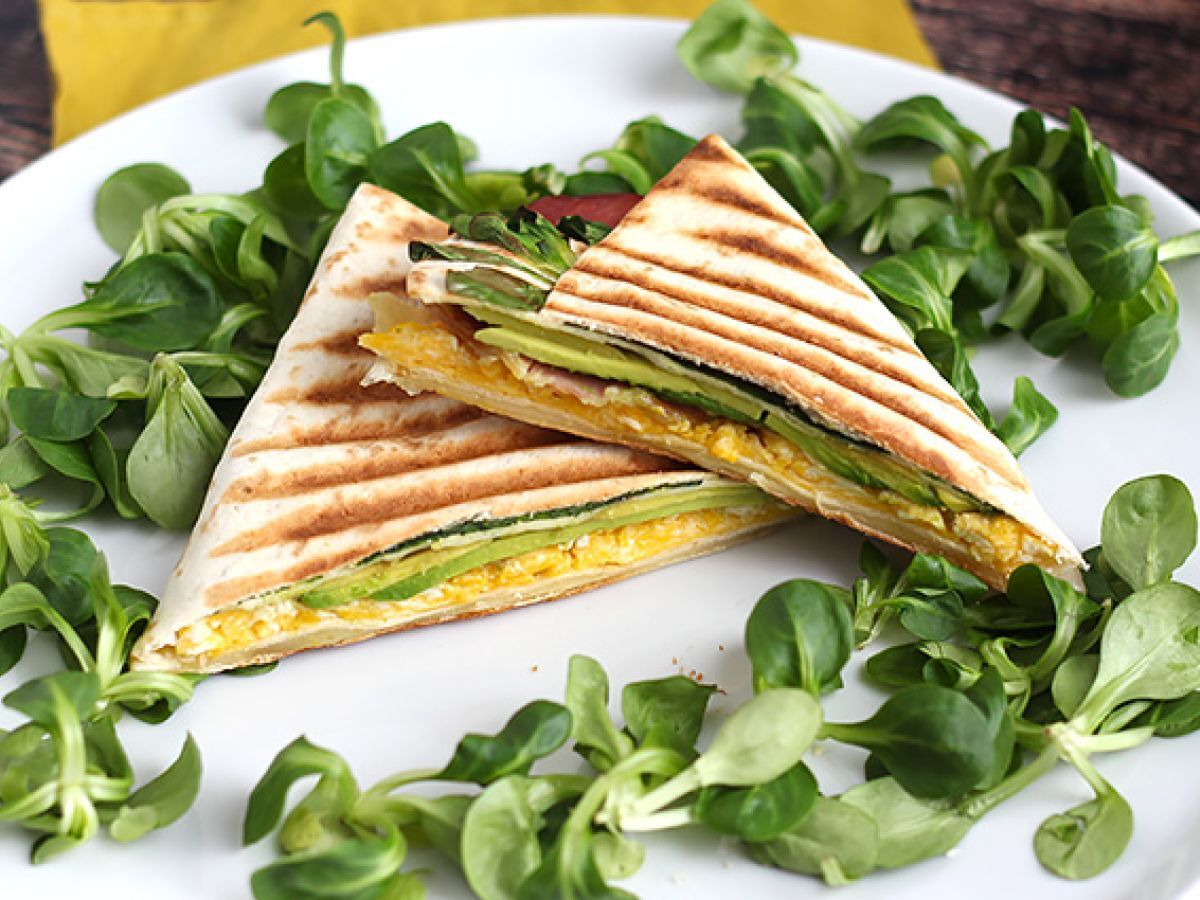 Grzanka w stylu brunchowym - Tortilla Wrap Hack - zdjęcie 2
