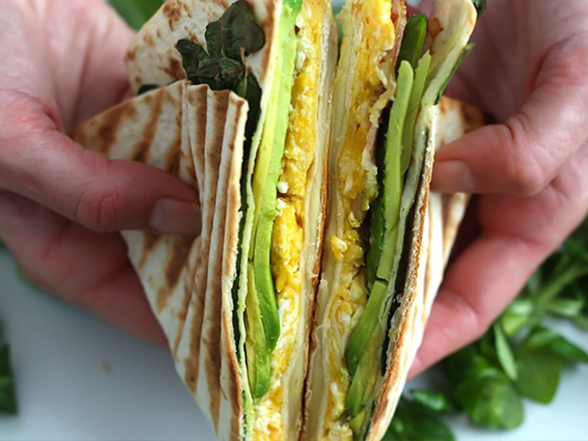 Grzanka w stylu brunchowym - Tortilla Wrap Hack - zdjęcie 5