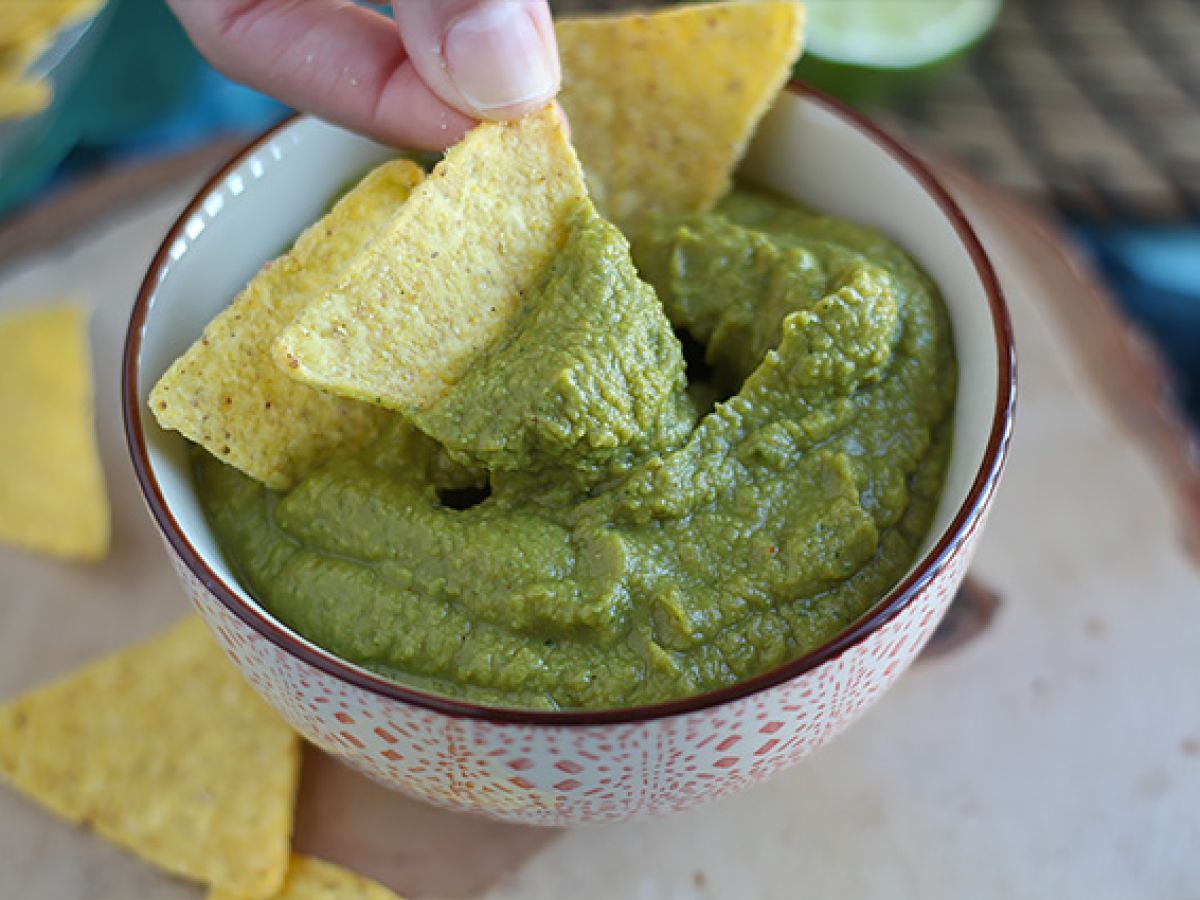Guacamole z groszku i limonki - zdjęcie 3