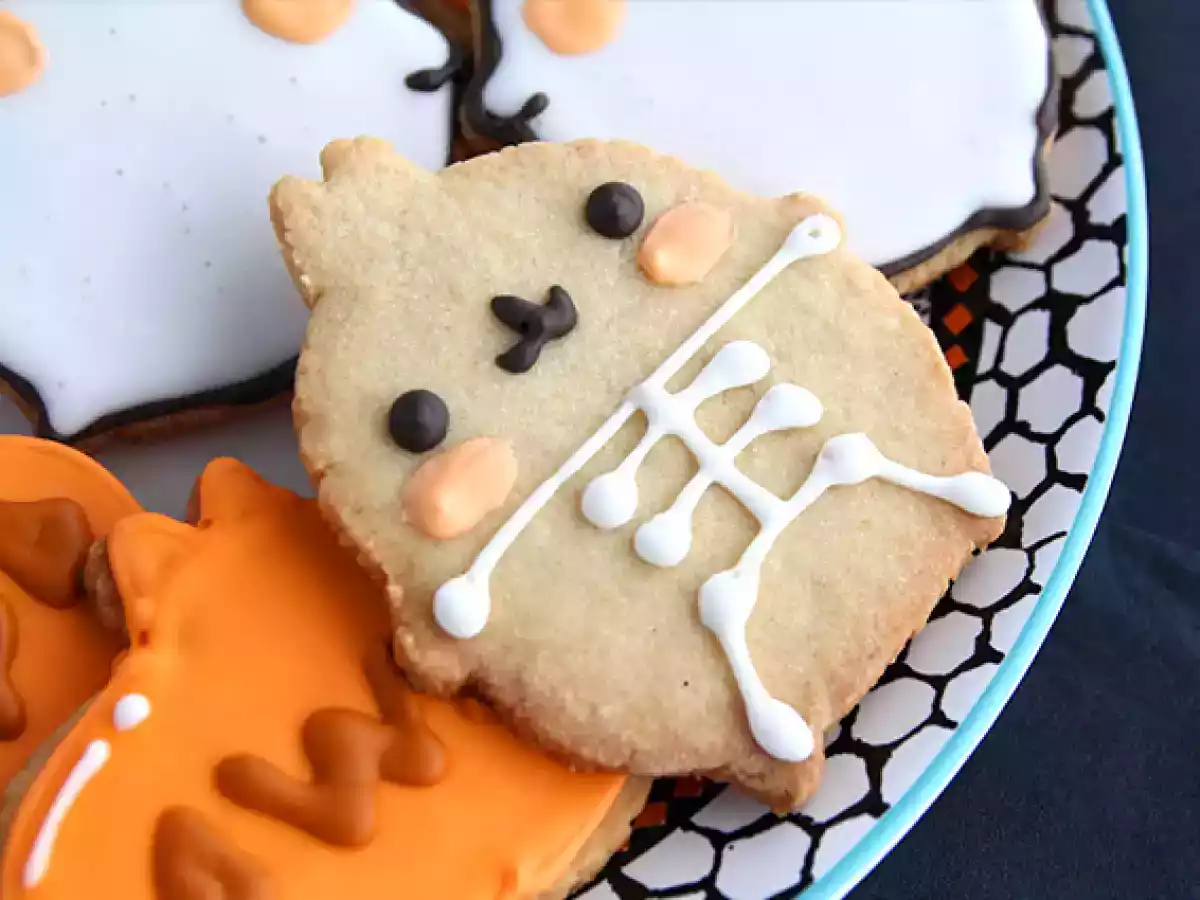 Halloweenowe kruche ciasteczka Molang - zdjęcie 6