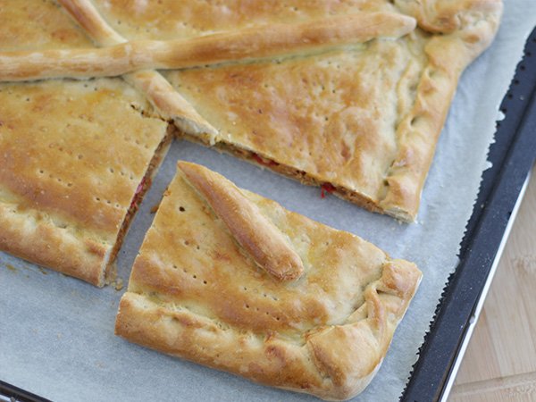 Hiszpańska empanada z tuńczykiem - zdjęcie 2