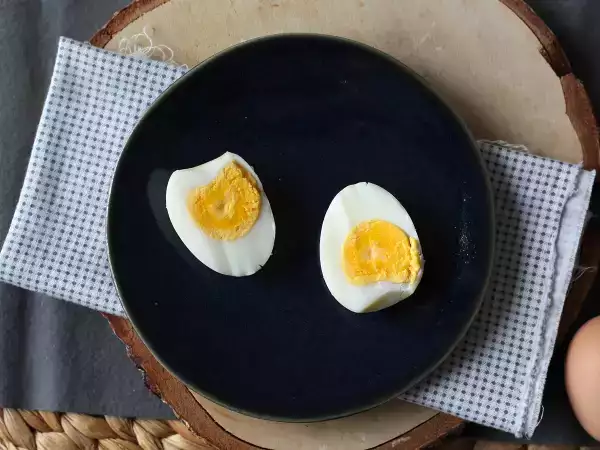 Przepis Jajka na twardo z frytkownicy beztłuszczowej