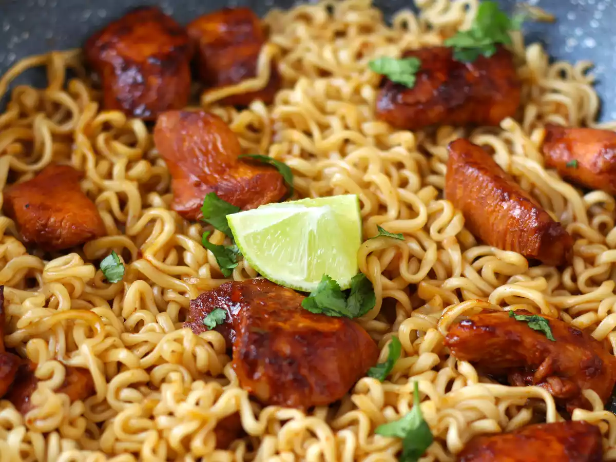 Jak ugotować makaron Buldak Habanero Lime, przepis z marynowanym kurczakiem! - zdjęcie 7