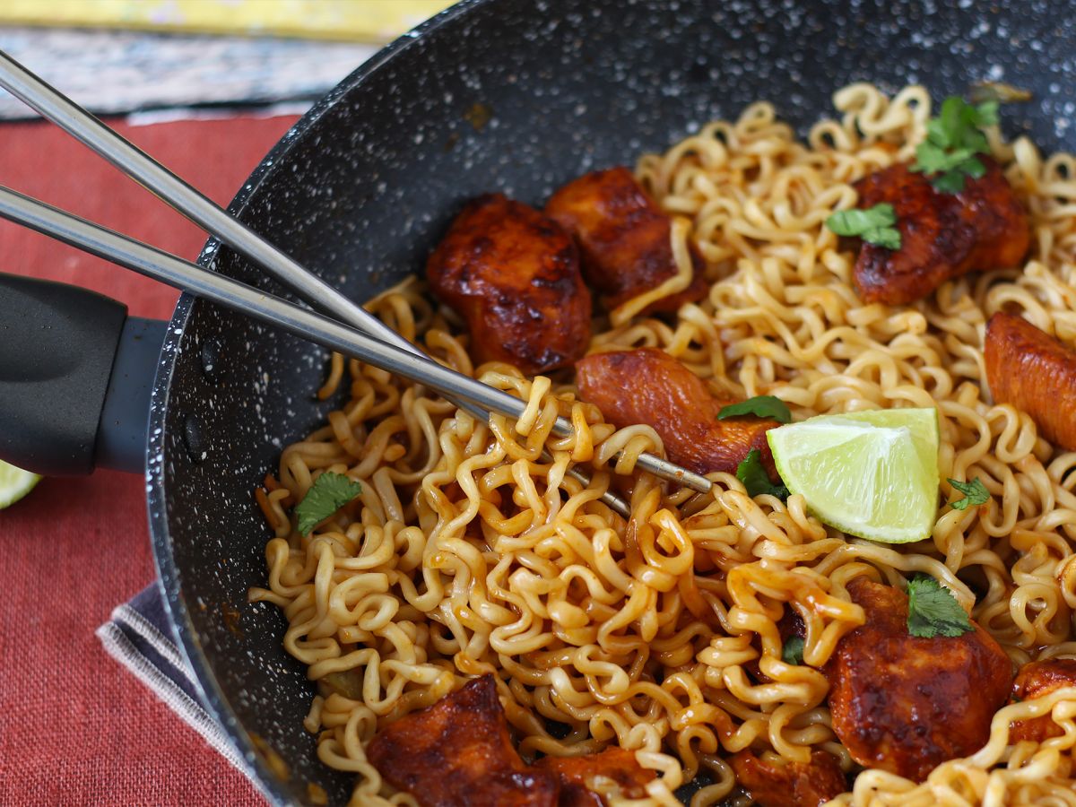 Jak ugotować makaron Buldak Habanero Lime, przepis z marynowanym kurczakiem! - zdjęcie 8