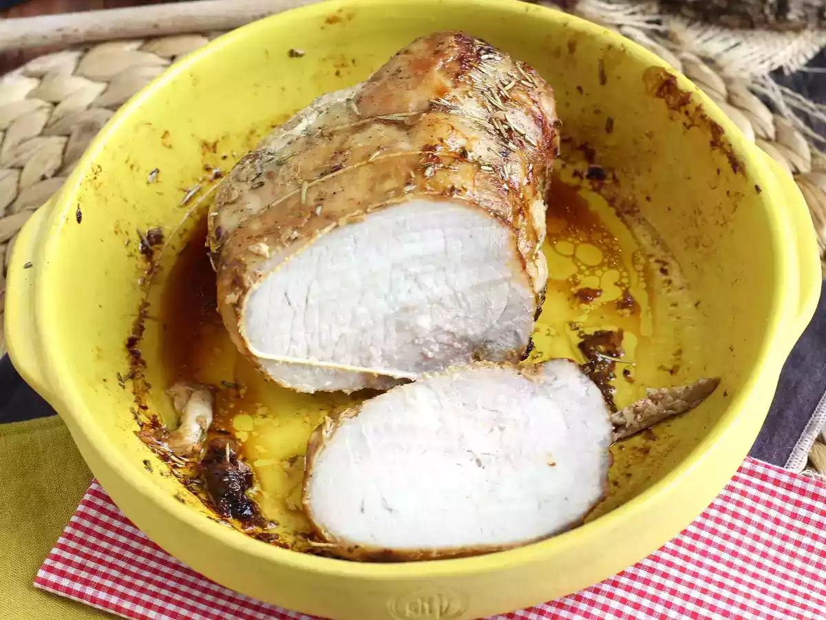 Jak upiec pieczeń wieprzową w piekarniku? - zdjęcie 3