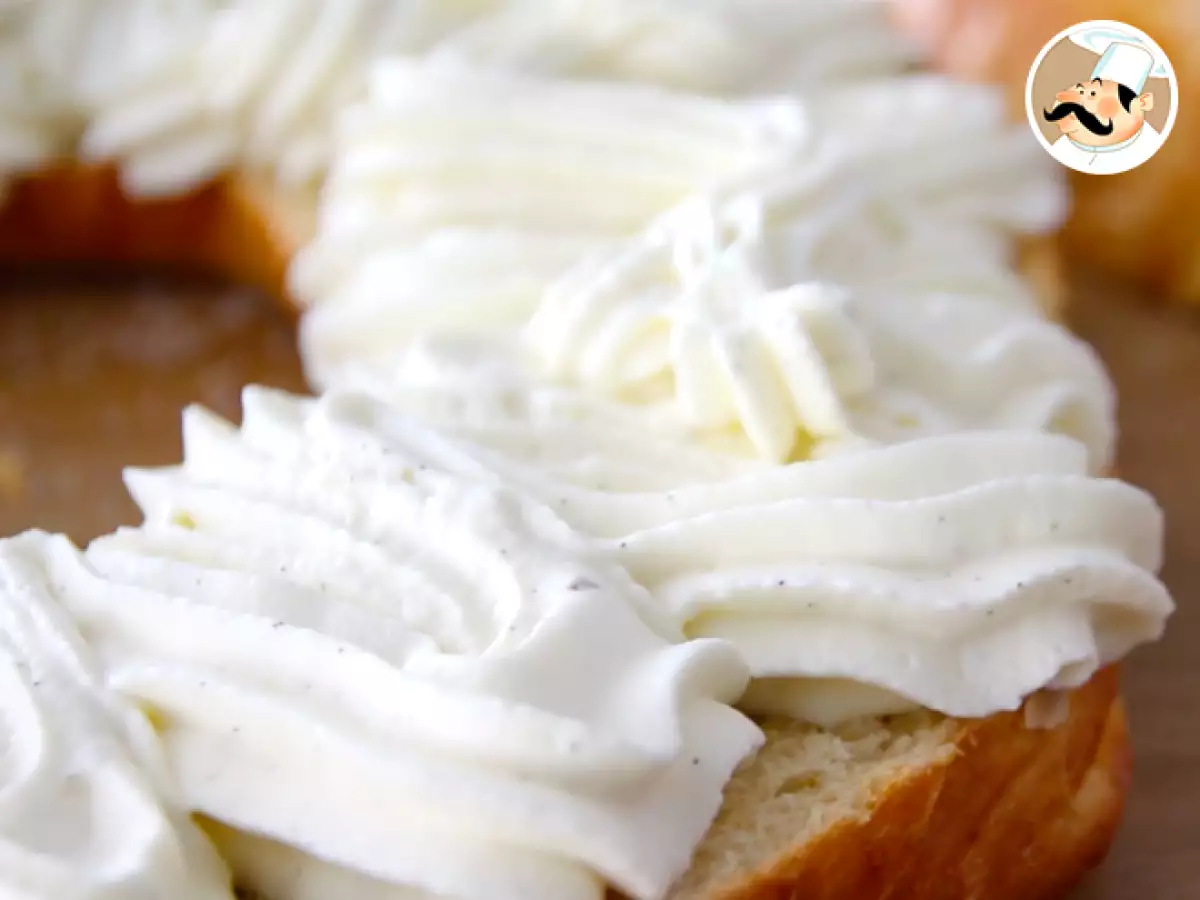 Jak zrobić bitą śmietanę Chantilly