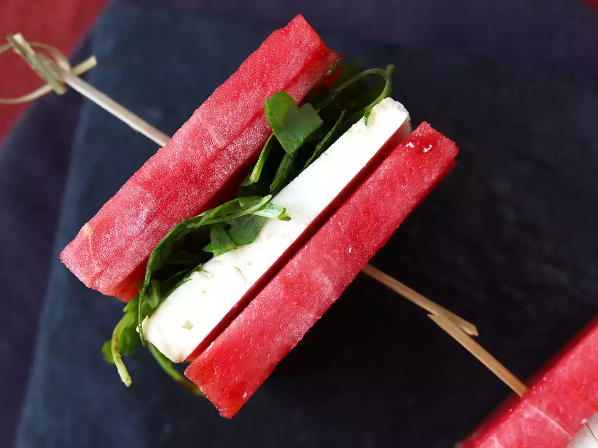 Kanapka z arbuzem i fetą, najświeższy przepis na lato! - zdjęcie 2