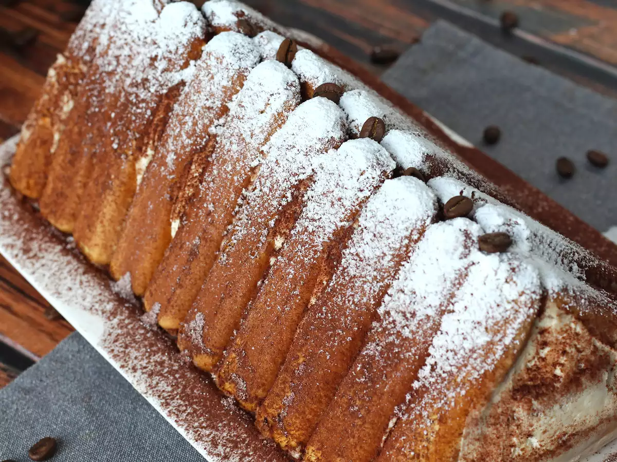 Kłoda w kształcie tiramisu bez formy dla miłośników kawy - zdjęcie 3