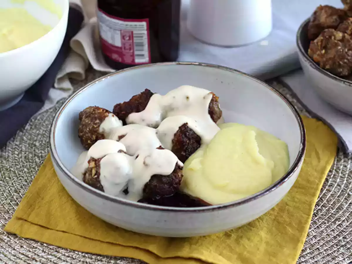 Klopsiki Ikea z białym sosem