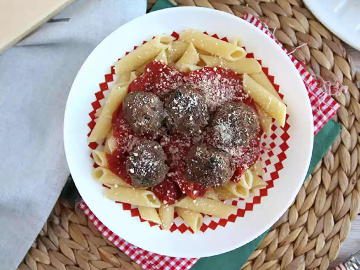 Klopsiki z wołowiną i parmezanem - zdjęcie 2