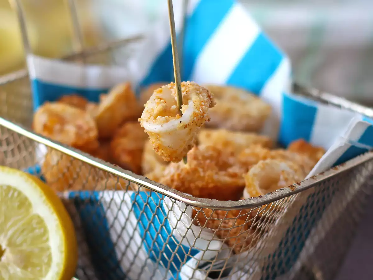 Krążki kalmarów we frytkownicy powietrznej chrupiące i lekkie - zdjęcie 6