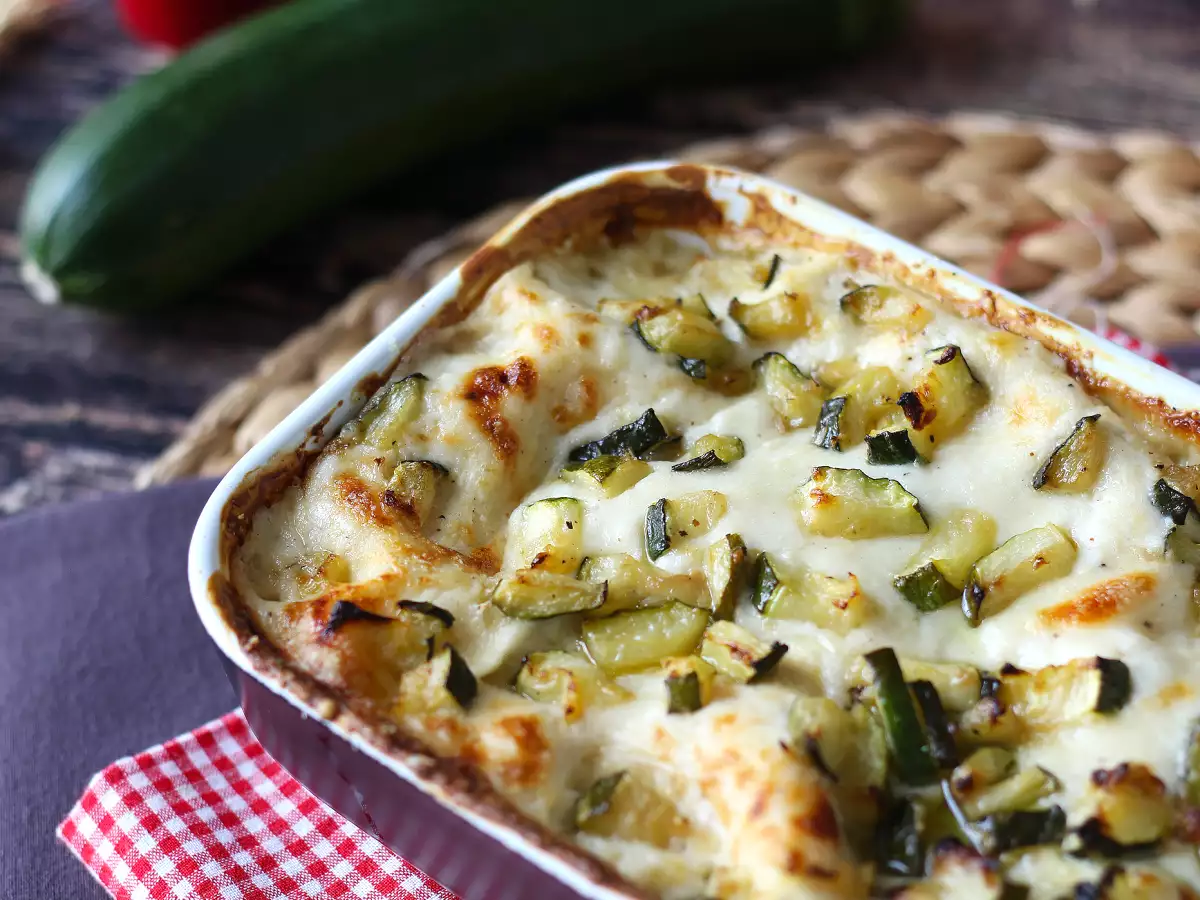 Kremowa lasagne z cukinią: najlepszy wegetariański przepis, którego warto spróbować! - zdjęcie 3