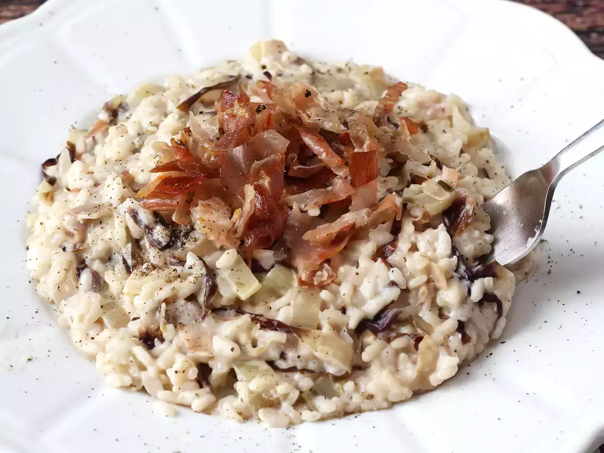 Kremowe i smaczne risotto z radicchio, boczkiem i philadelphią - zdjęcie 3