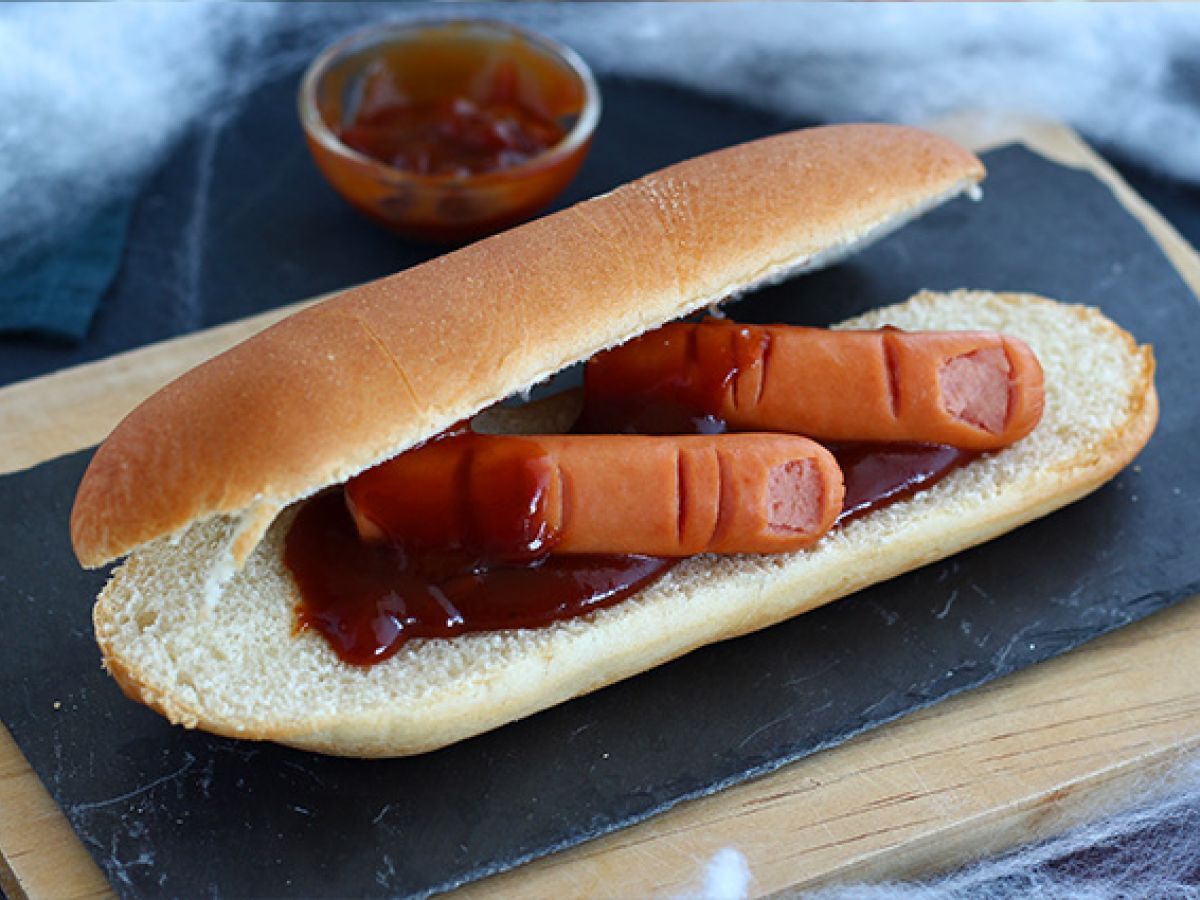 Krwawe hot dogi na Halloween - zdjęcie 3