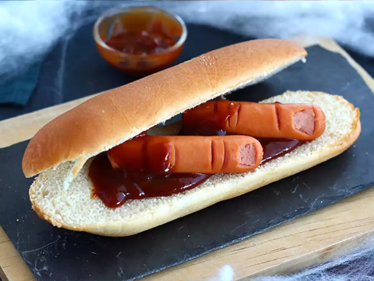 Krwawe hot dogi na Halloween - zdjęcie 3