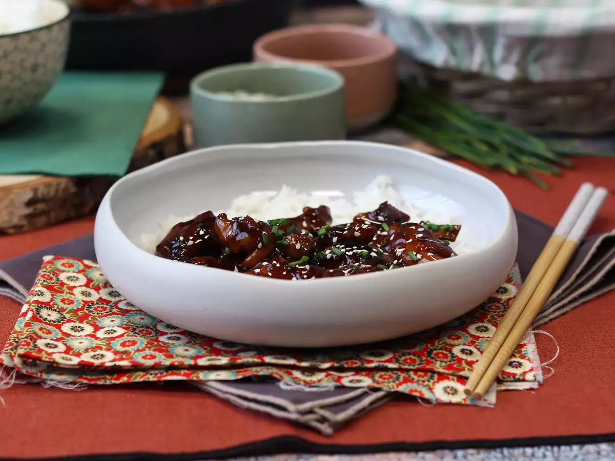 Kurczak teriyaki z gęstym, słodko-słonym japońskim sosem, który pokochasz! - zdjęcie 7