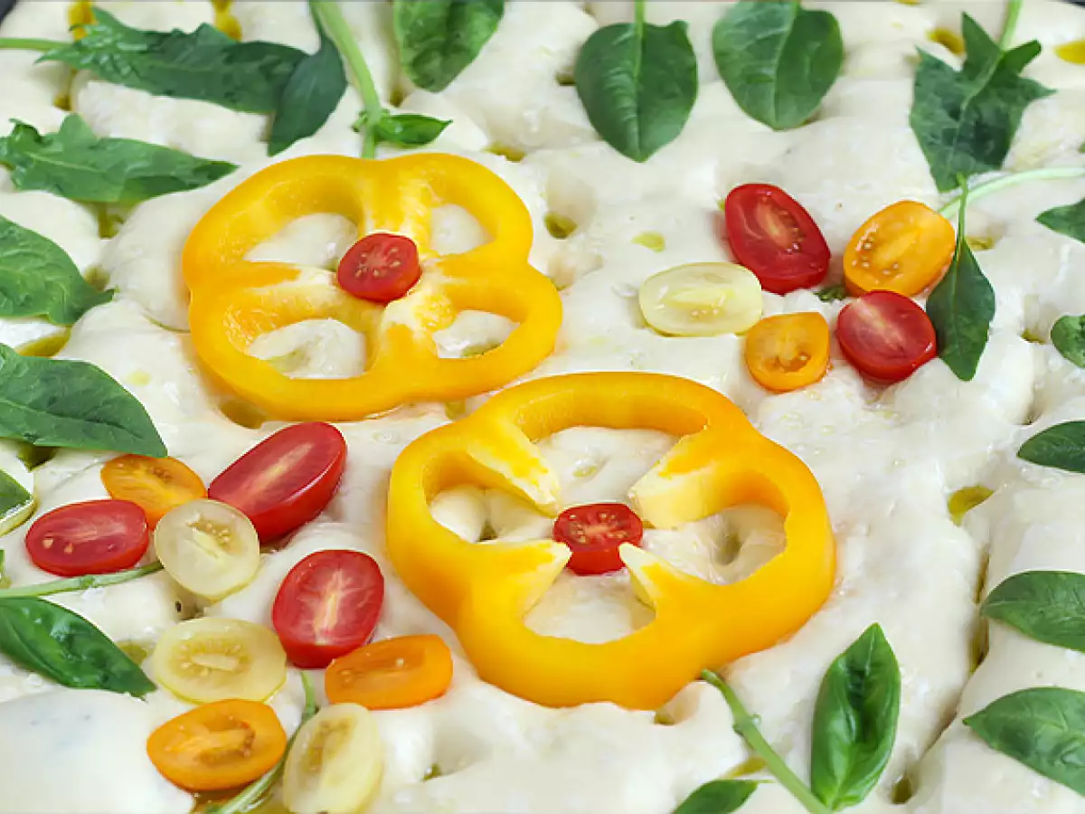 Kwiatowa focaccia – focaccia art - zdjęcie 3