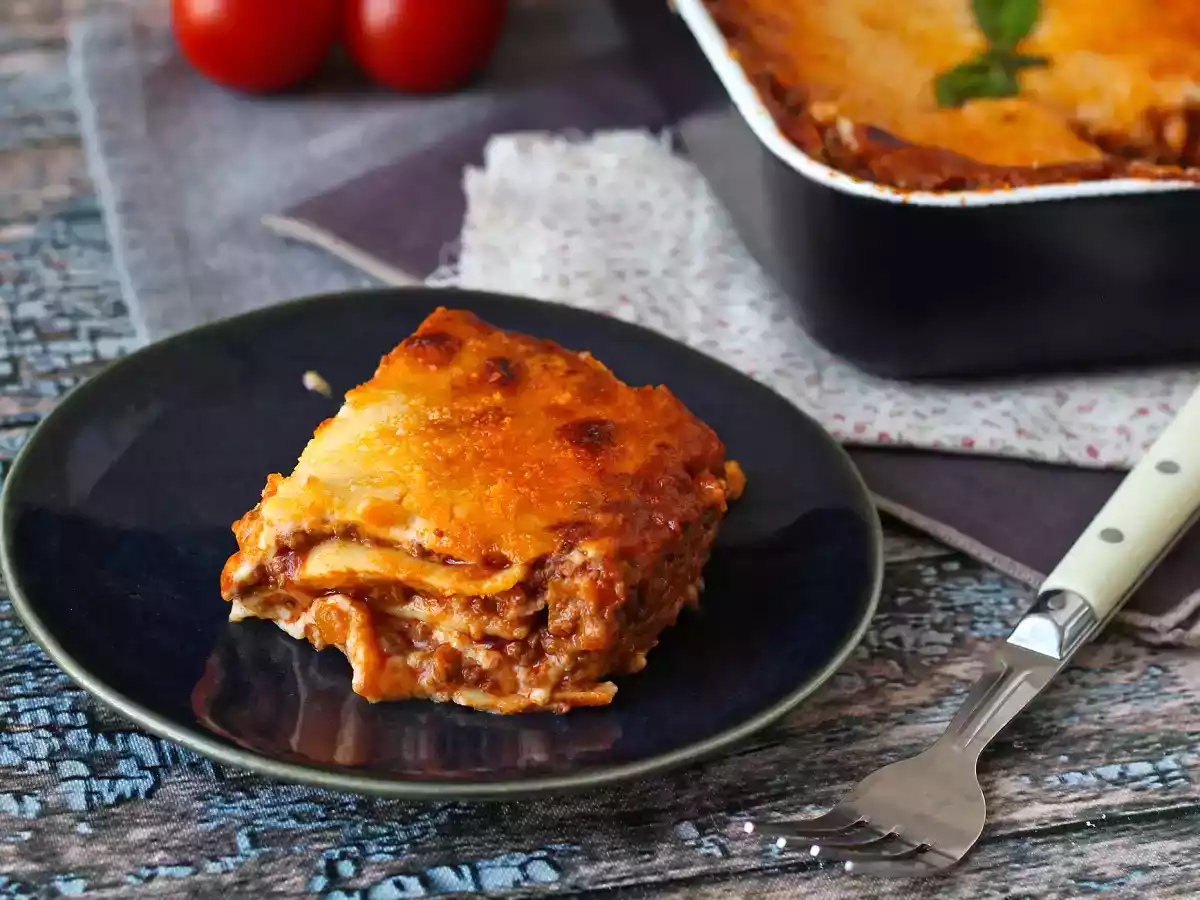 Lasagne bolognese: przepis, który kochają wszyscy! - zdjęcie 5