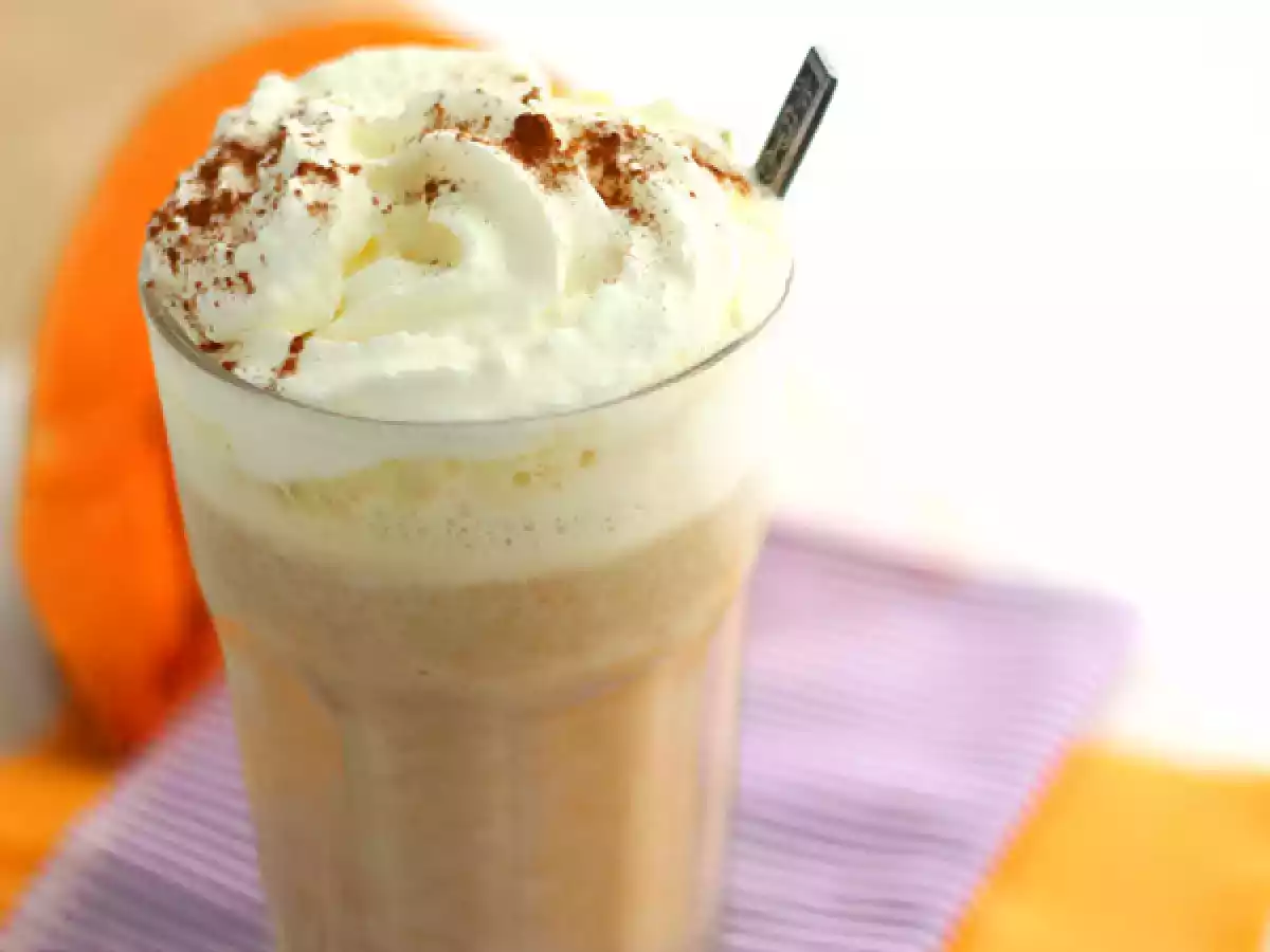 Latte z przyprawą dyniową - zdjęcie 3